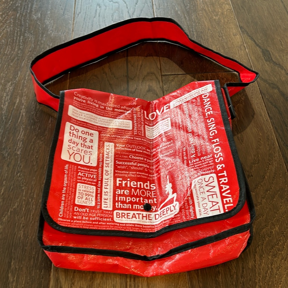 Vintage Lululemon messenger bag